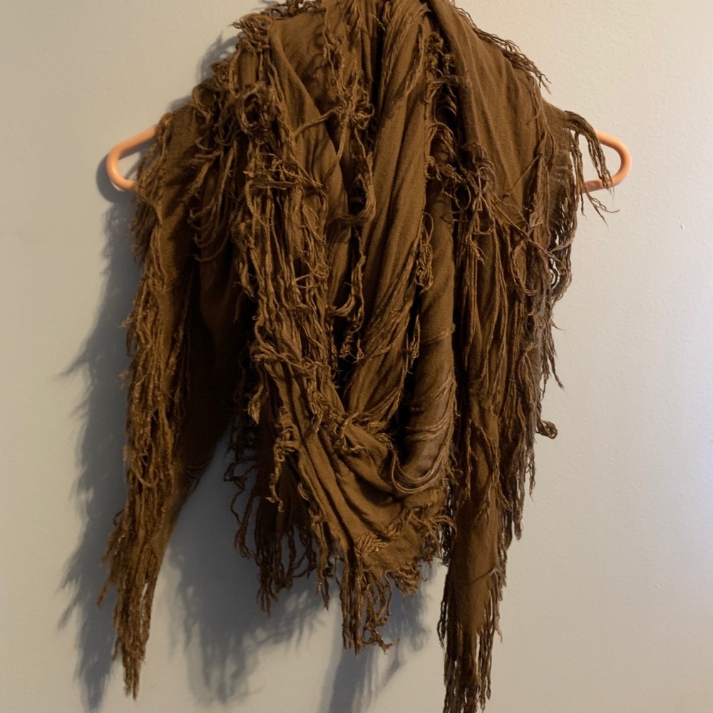 tan urban outfitters fringe scarf